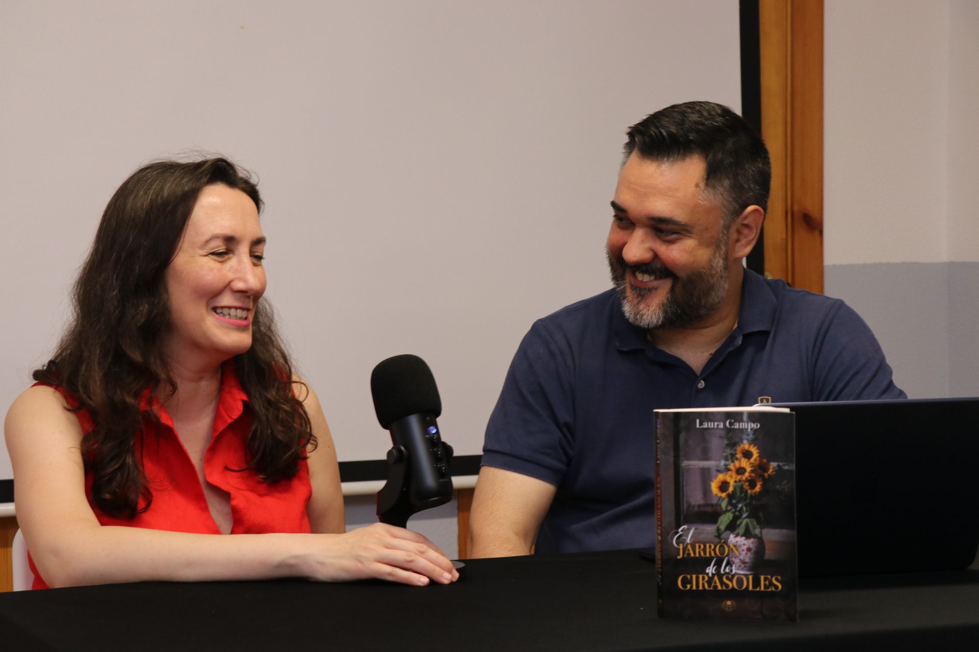 Laura Campo reivindica en Santander el papel de las mujeres en la literatura: “Quería que mis protagonistas tuviesen el espacio que durante años no han tenido”