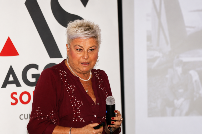 María Toca