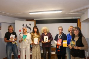 Imagen del acto 'Día de las escritoras: Encuentro entre escritoras y charla coloquio' | Pool Ágora Solidaria Cultura y Memoria Luis Toca/Óscar Juárez - 13.10.2026