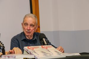 Imagen de Manuel Blanco Chivite durente la presentación de su libro ‘Hazañas bélicas’ | Pool Ágora Solidaria Cultura y Memoria Luis Toca/Óscar Juárez - 14.10.2026